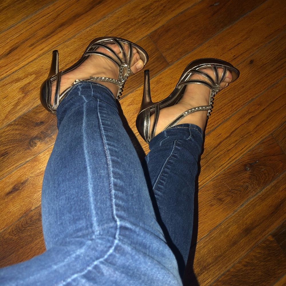 Metallic Heels - Picture 4 of 8